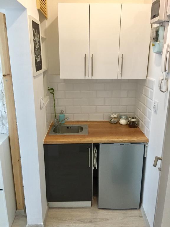 Apartament Zelazna Warsaw Luaran gambar