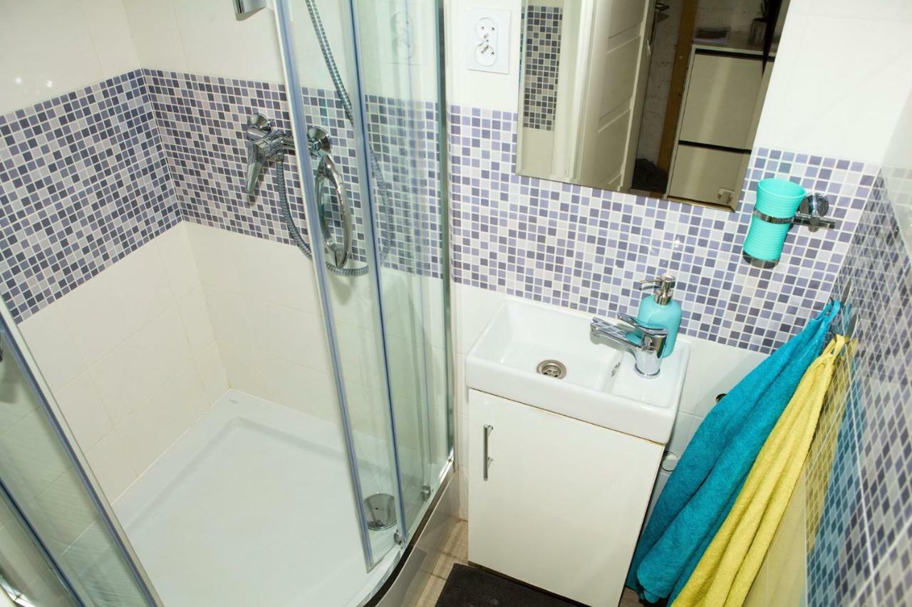 Apartament Zelazna Warsaw Luaran gambar